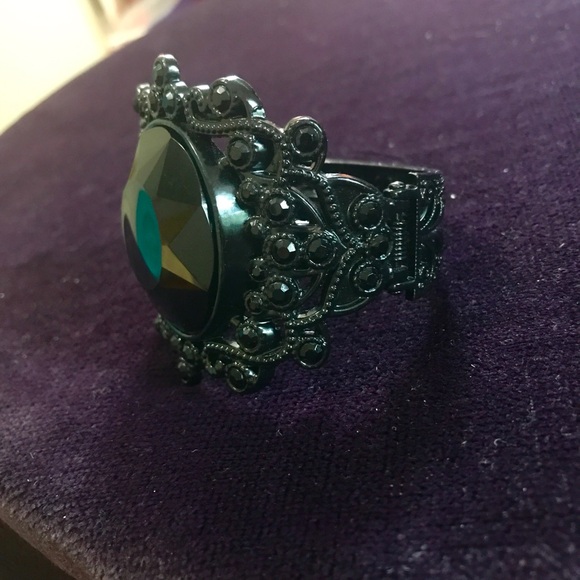 Gothic Ornate Black Clamper Wide Bracelet - Picture 4 of 5